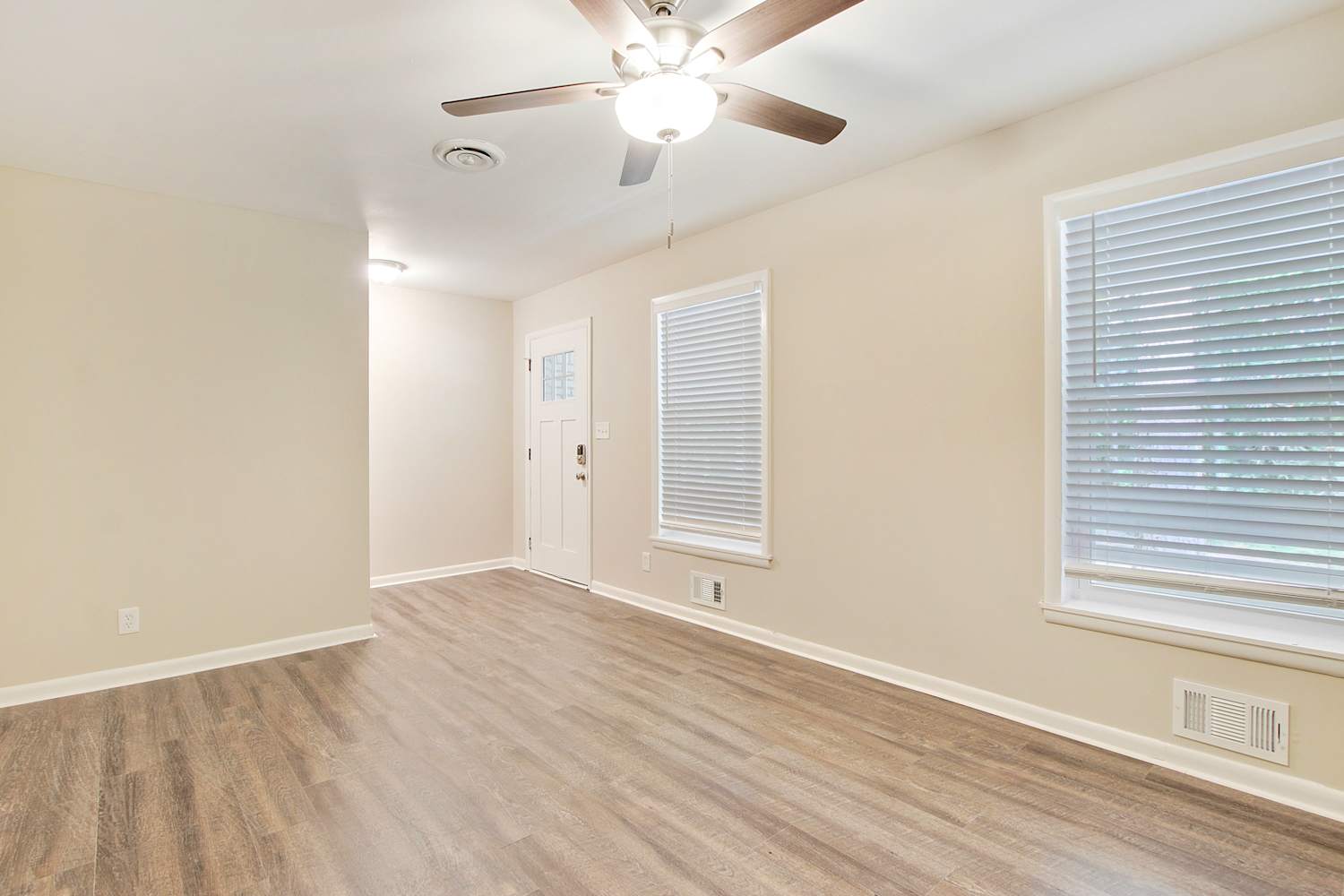 3873 W Hilda Cir photo 5
