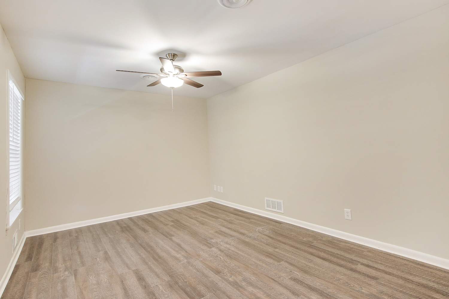 3873 W Hilda Cir photo 4