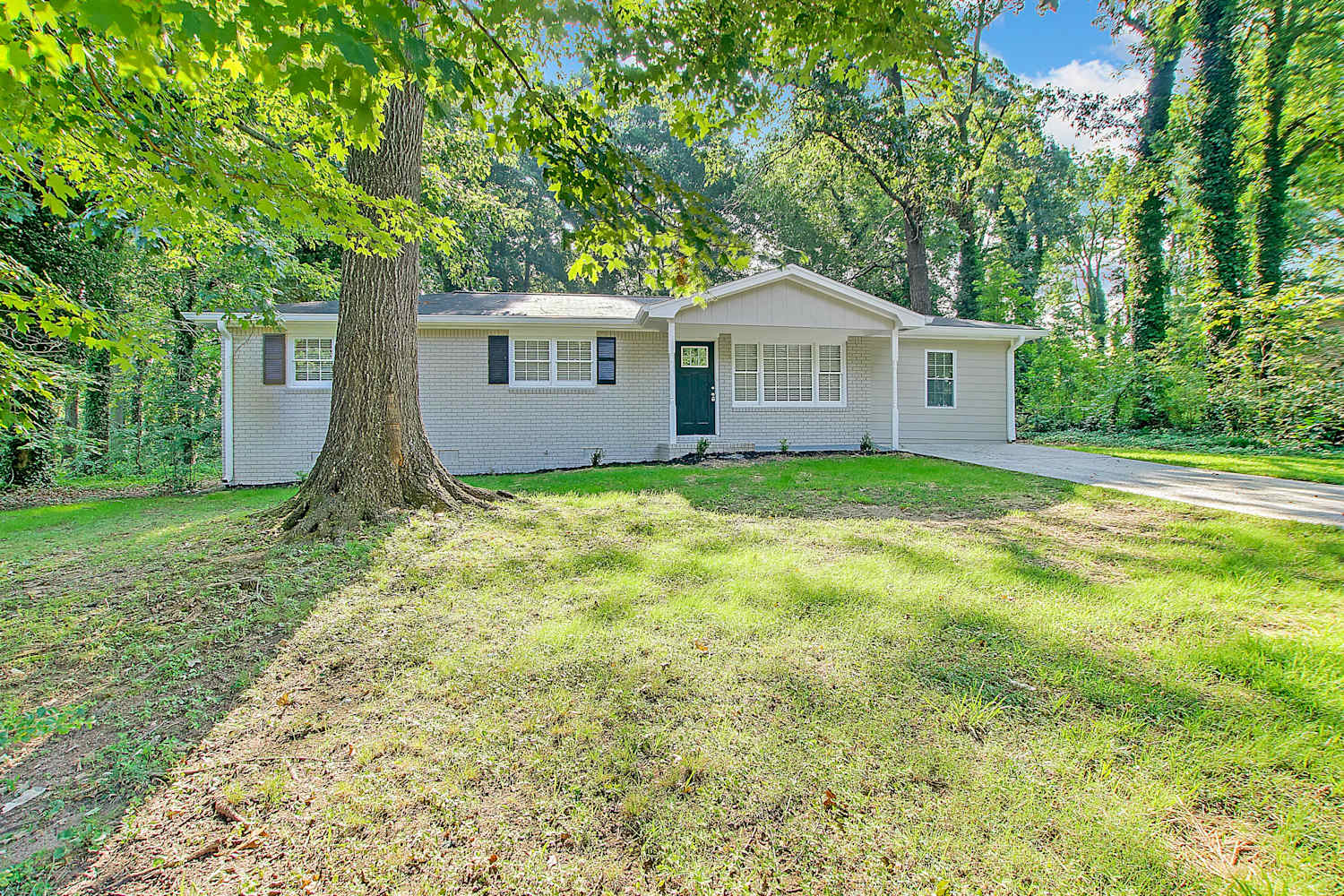 7110 Carolyn Cir photo 3