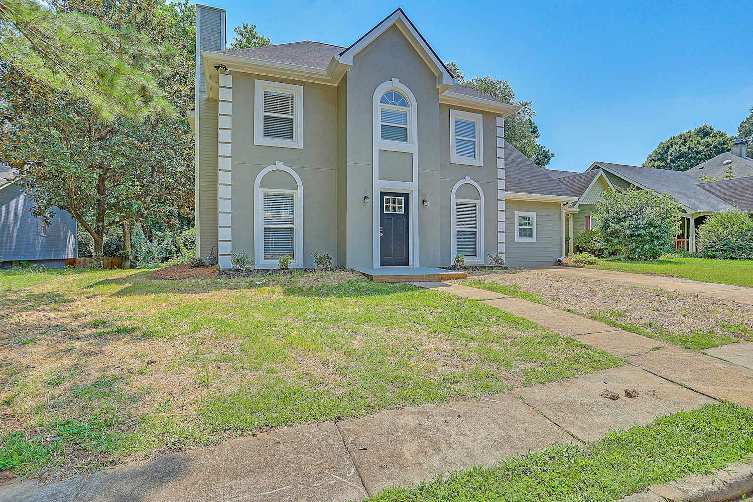 869 Market Way photo 2
