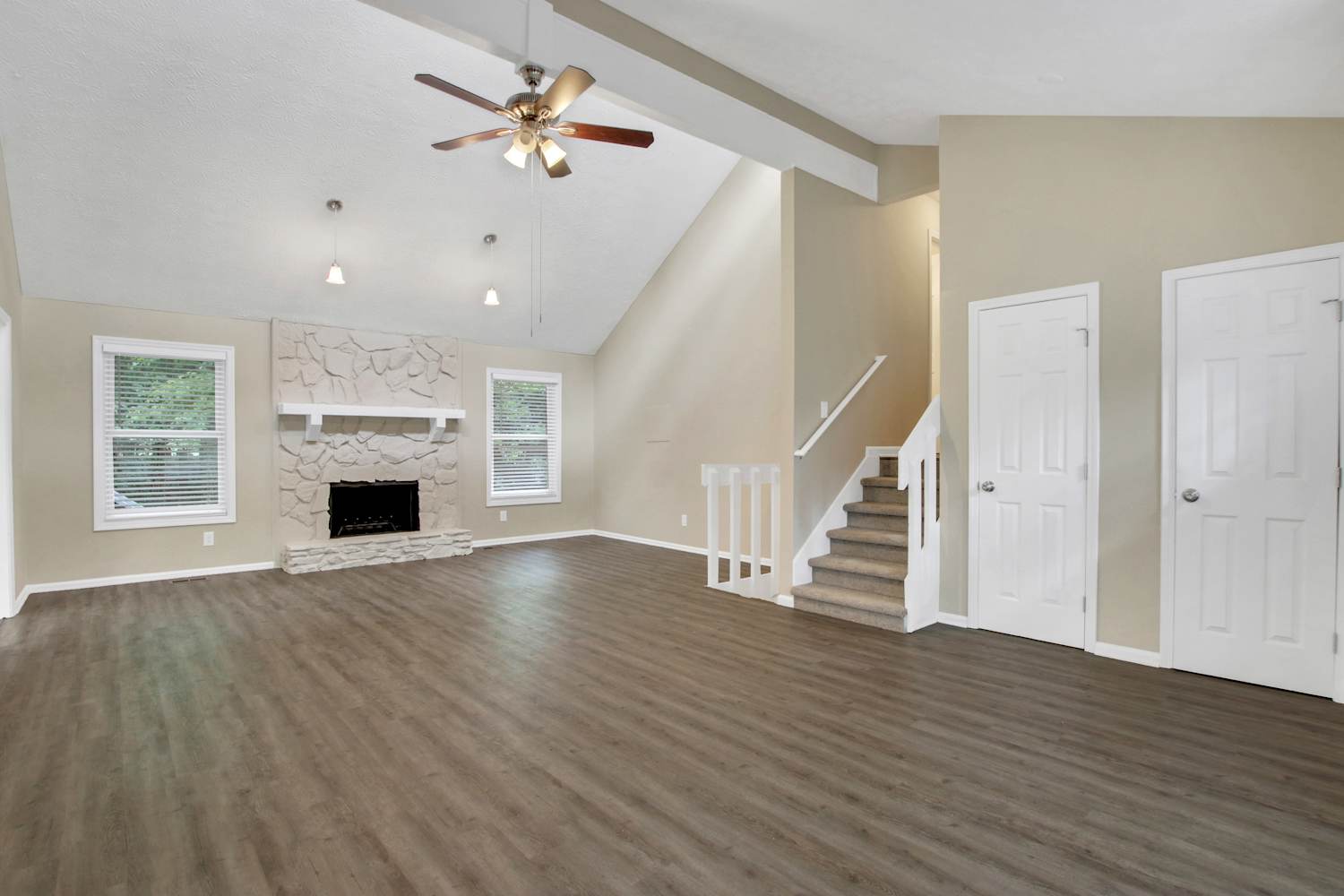 3918 Ardsley Dr photo 5