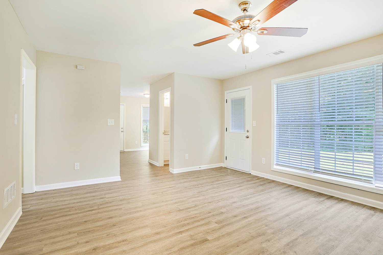 510 Antebellum Dr Sw photo 5