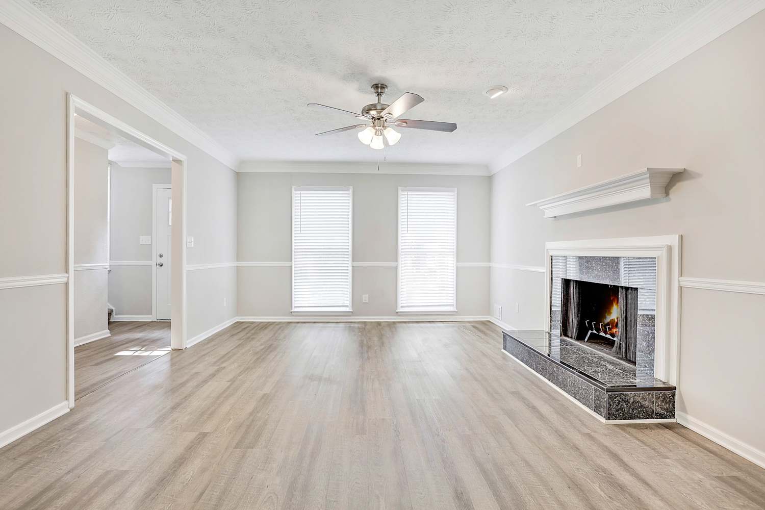 416 Orchards Walk photo 5