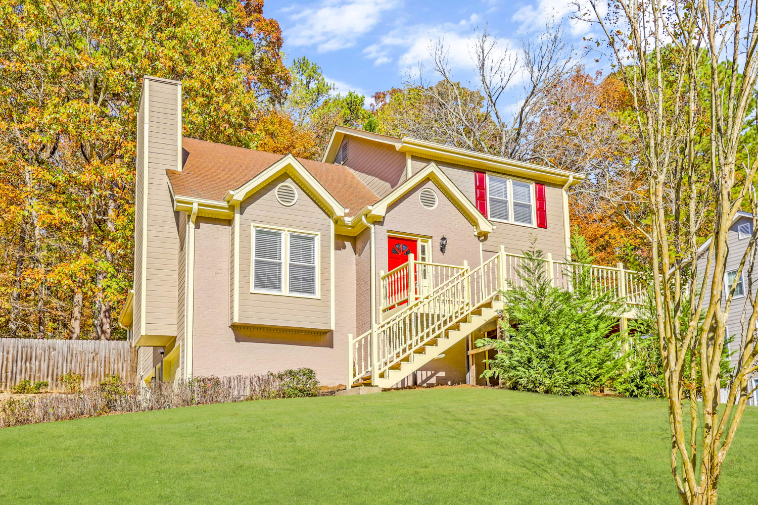 22 Peggy Ct photo 2