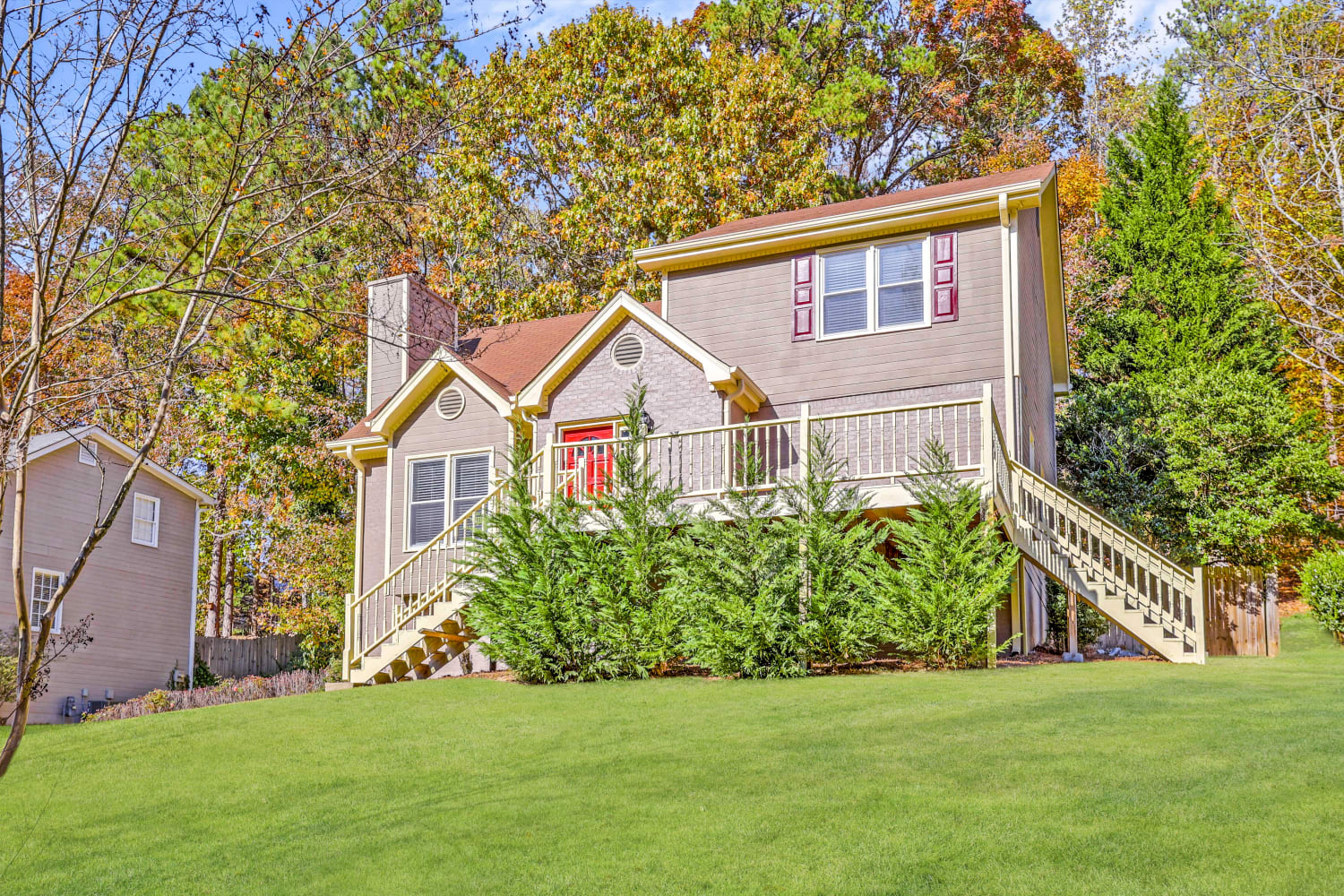 22 Peggy Ct photo 3