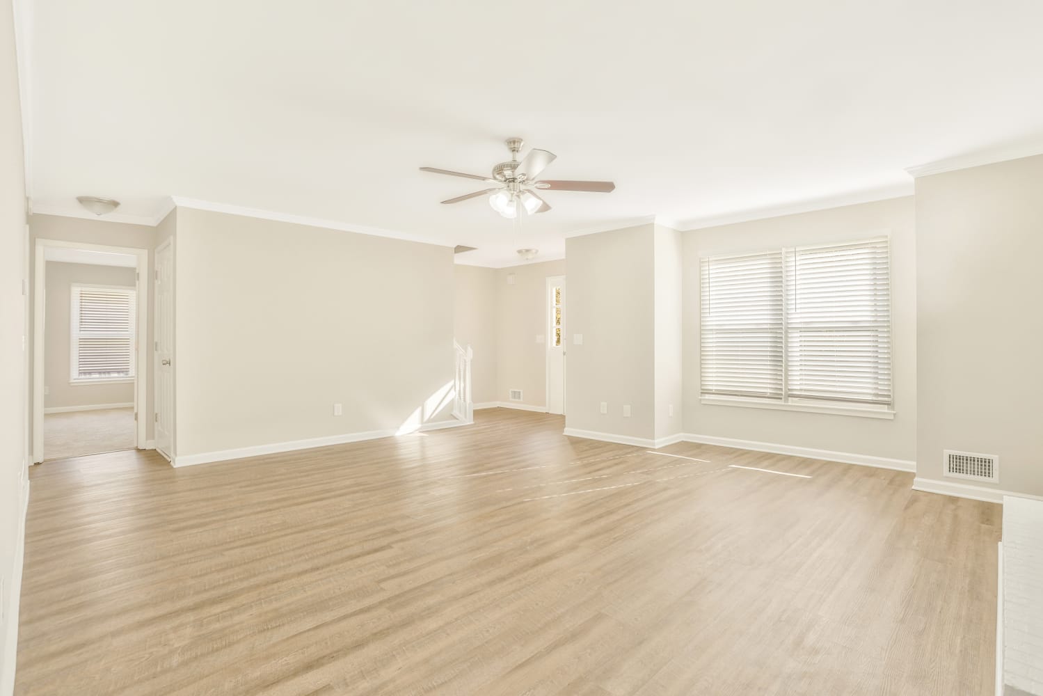 22 Peggy Ct photo 4