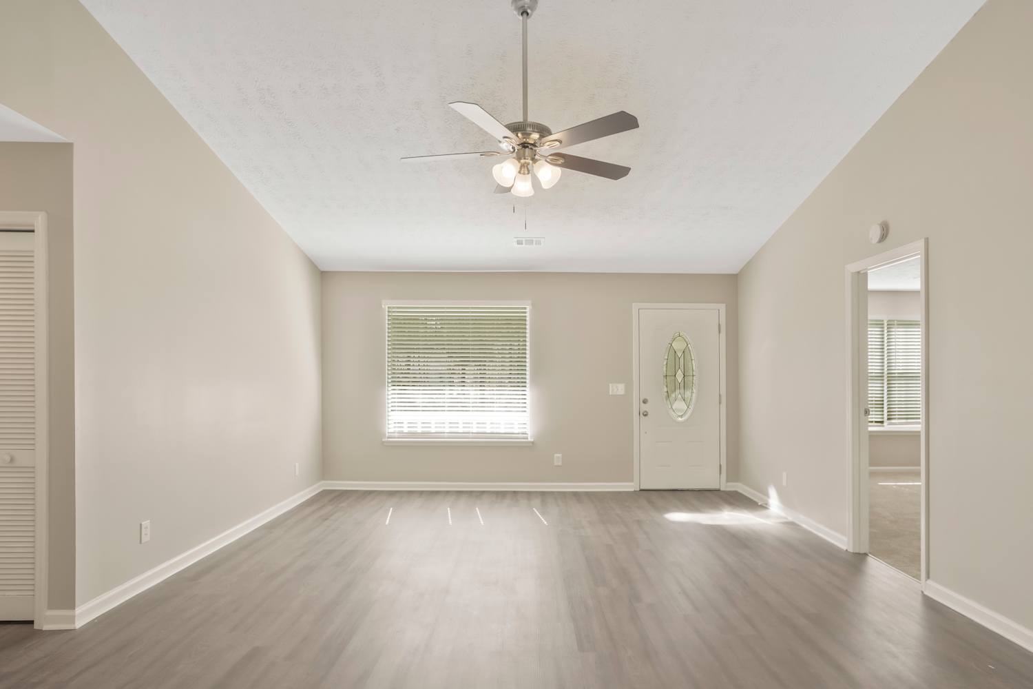 3285 Chattahoochee Rd photo 4