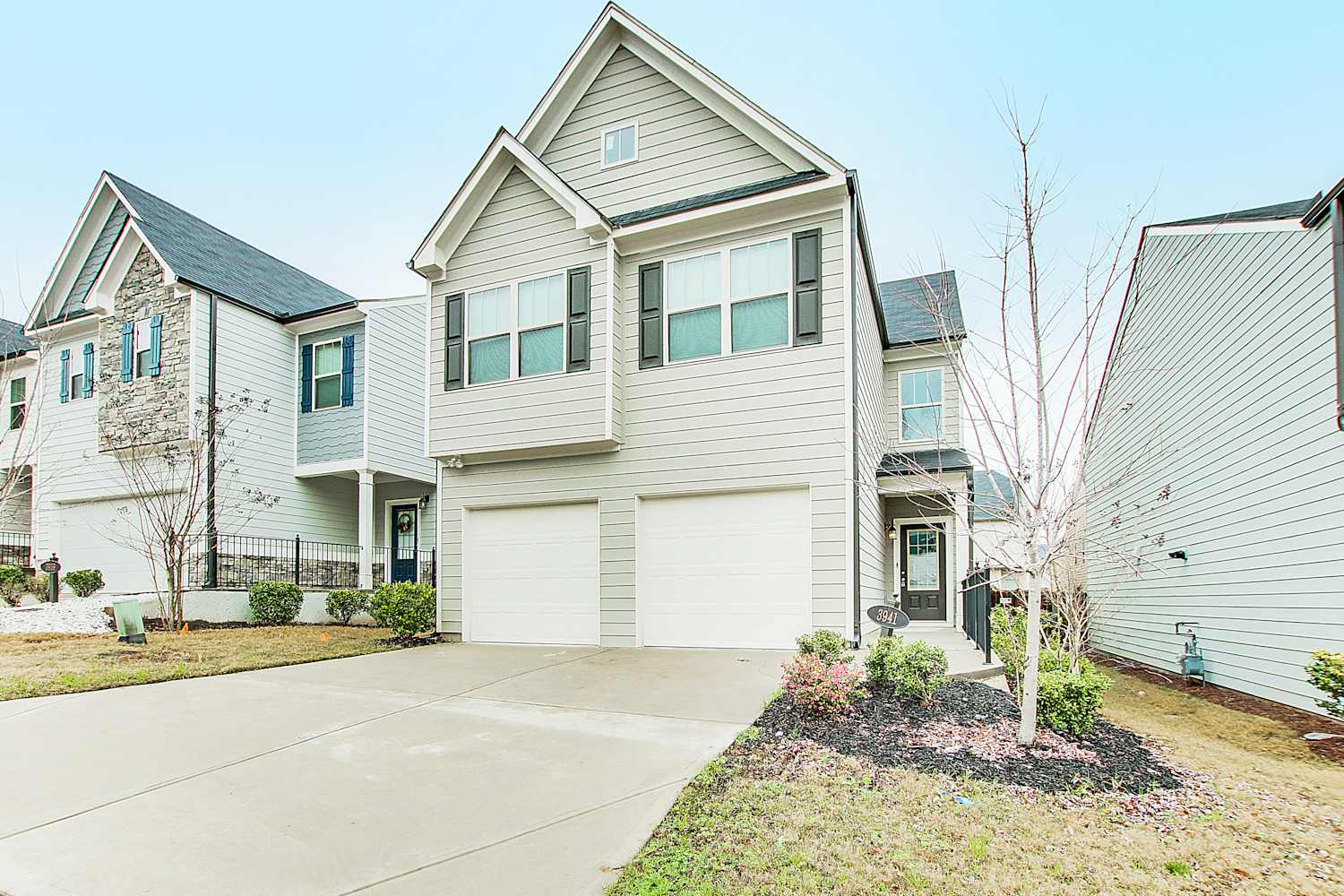 3941 Lake Manor Way photo 3