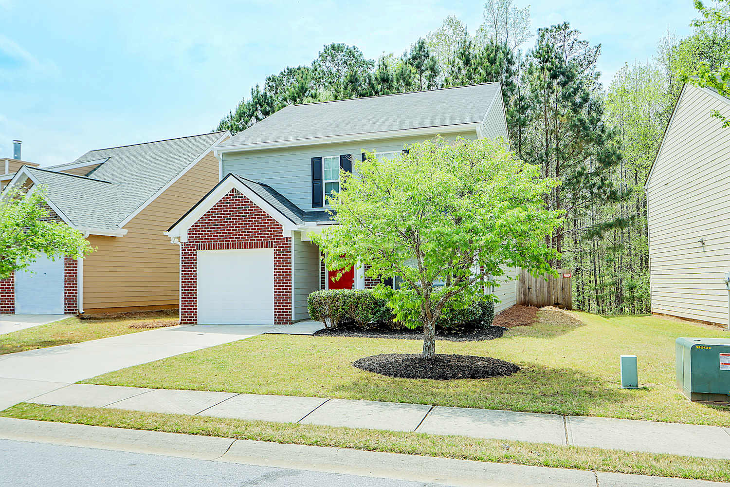 4645 Ravenwood Loop photo 2