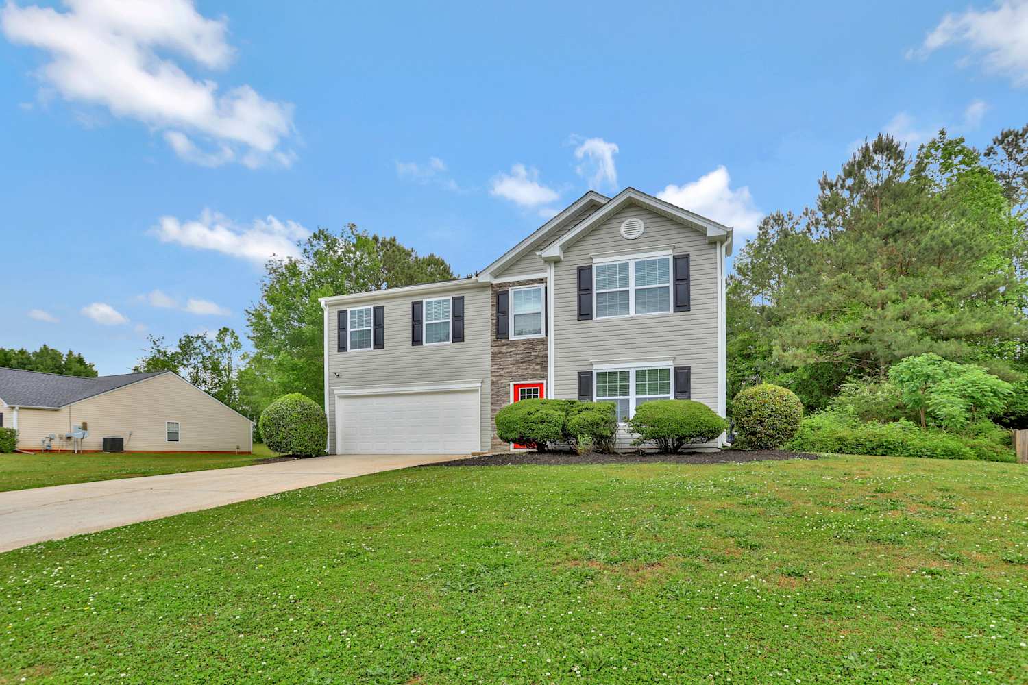 5327 Paddington Ln photo 2
