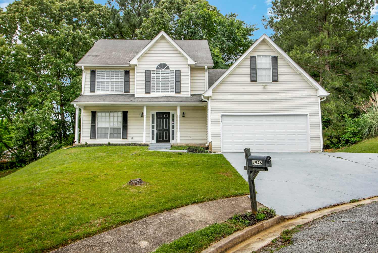 2948 Woody Ct photo 2