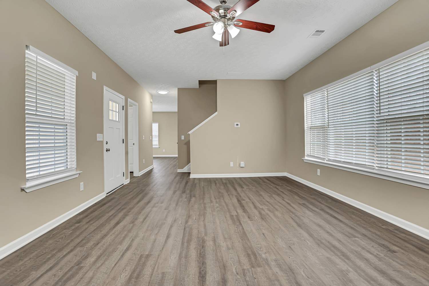 4099 Robin Cir photo 3