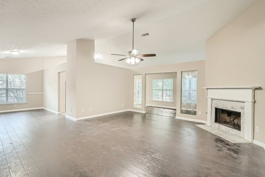2373 Cove Lake Way photo 3