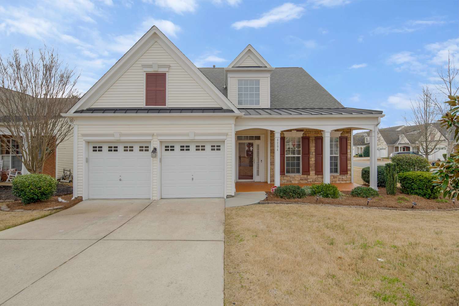 6204 Woodland Commons Dr photo 2