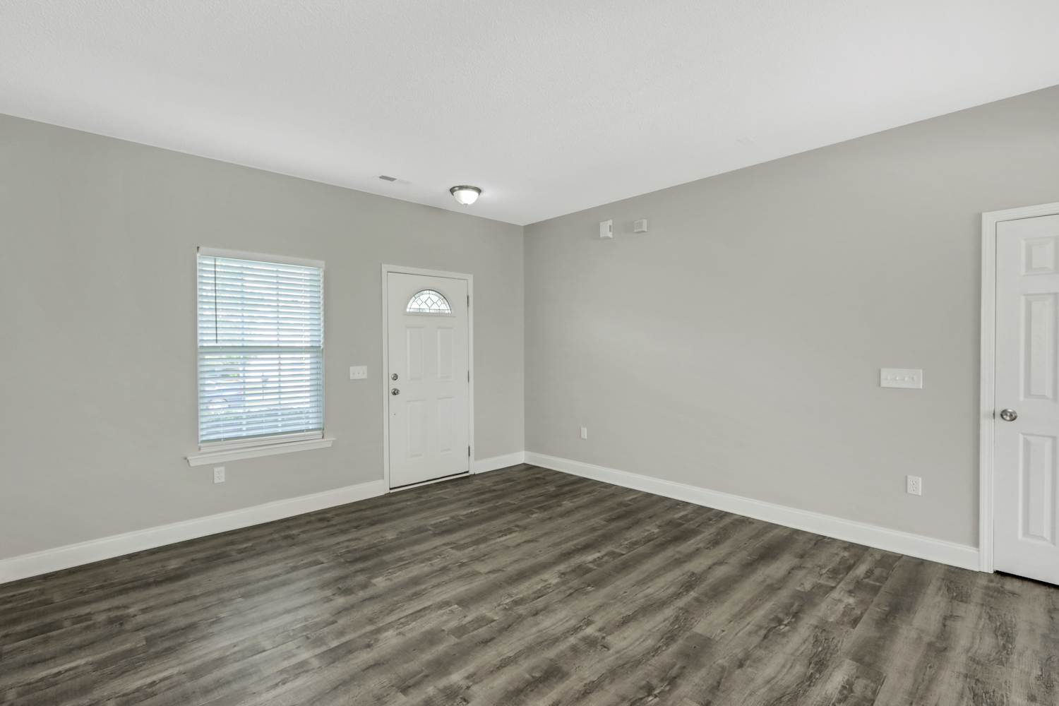 13645 Coram Pl photo 4