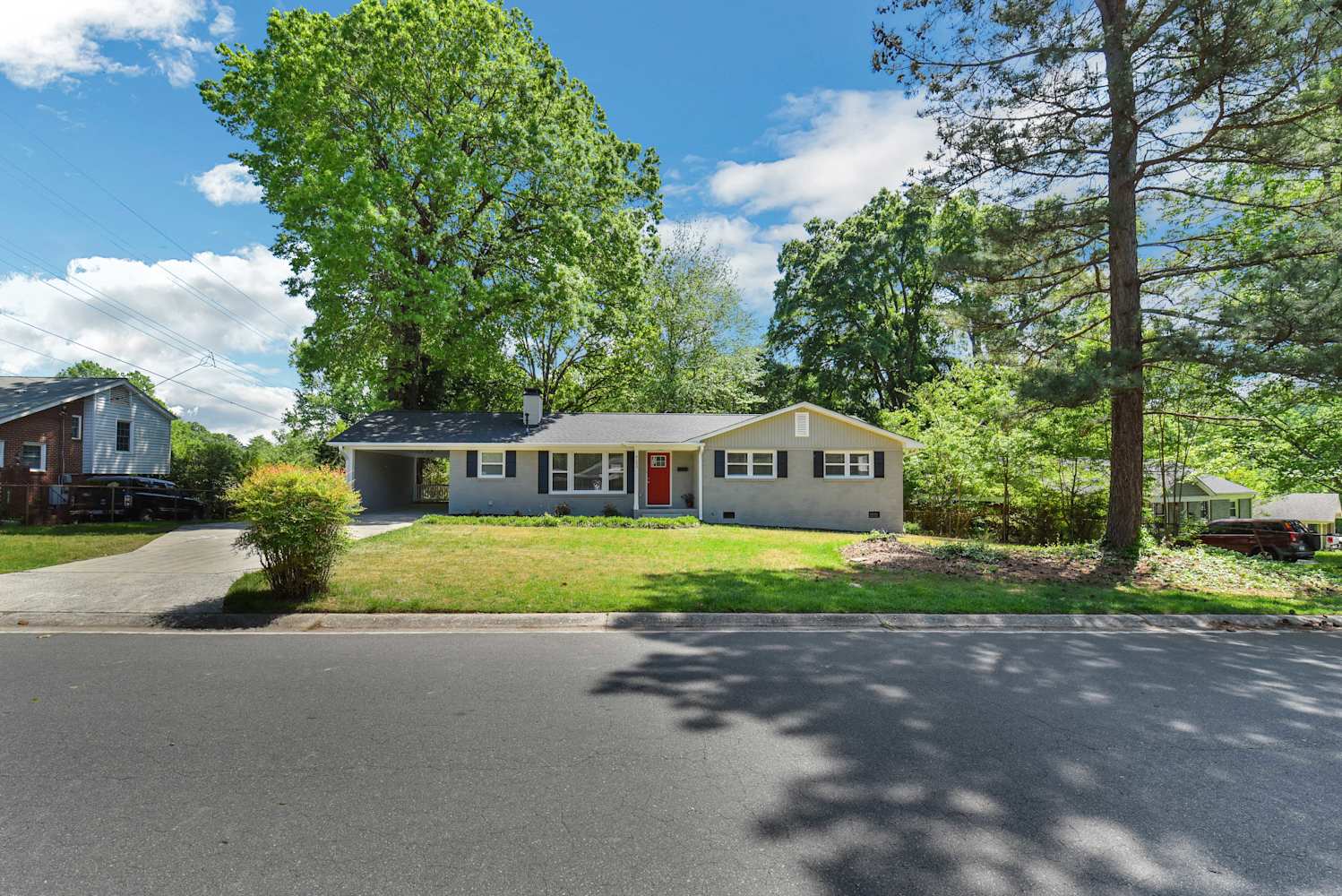 4133 Seaforth Dr photo 2
