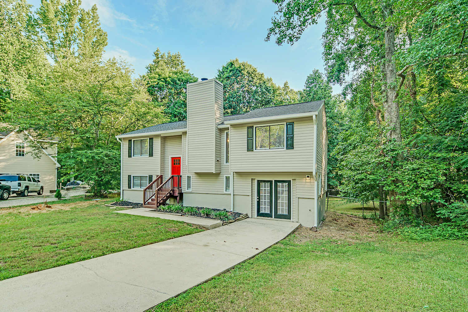 4952 Mcalpine Ln photo 3