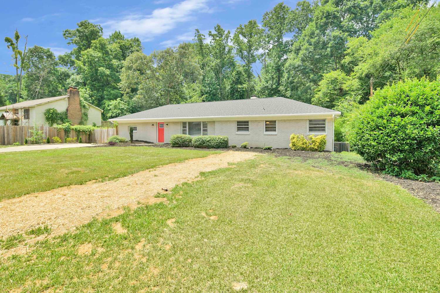 6205 King George Dr photo 3