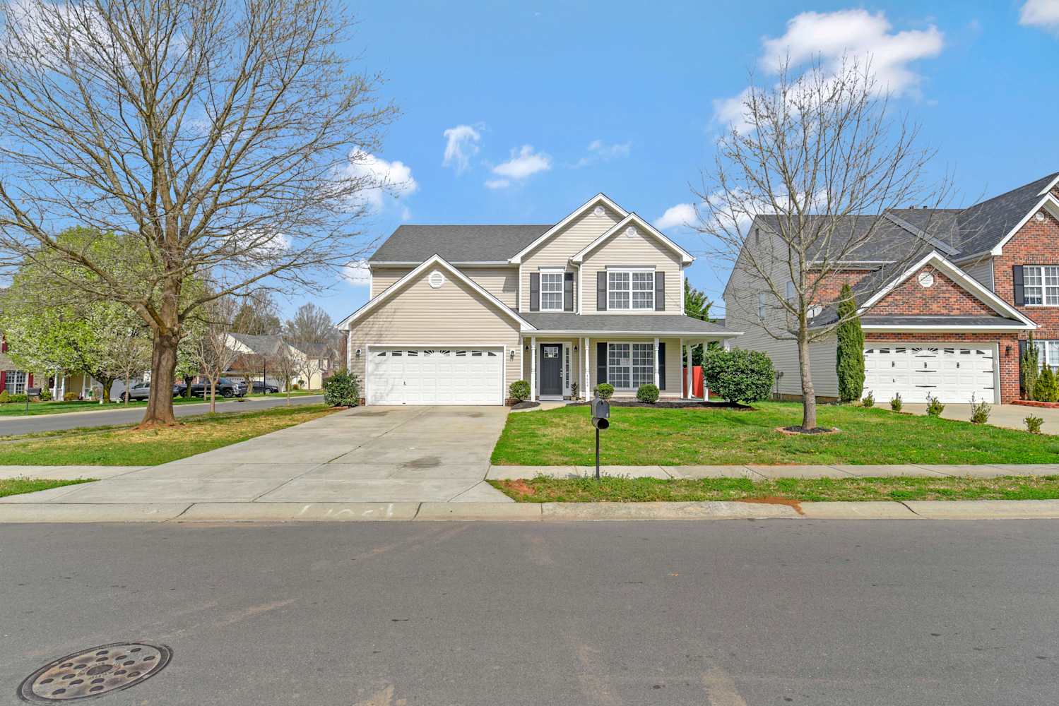 4664 Cedar Rock Dr photo 3