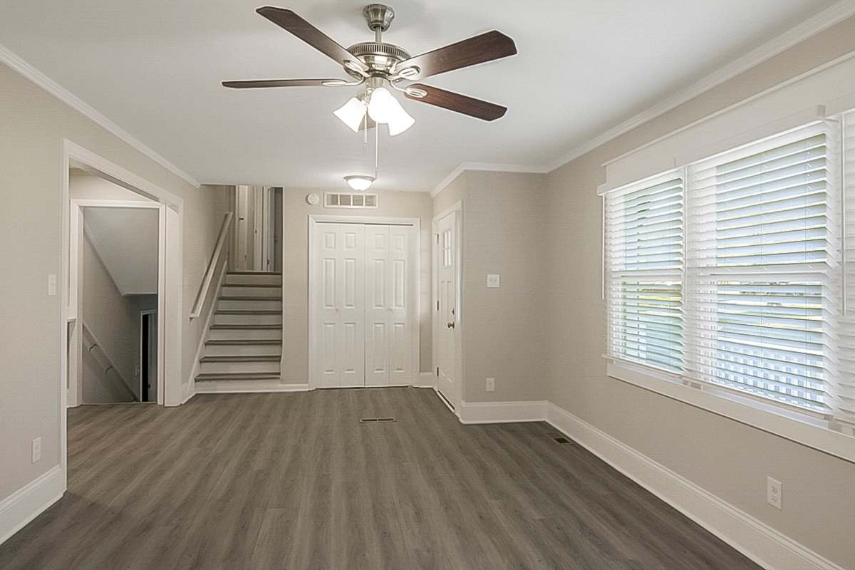 4719 Forestdale Rd photo 4