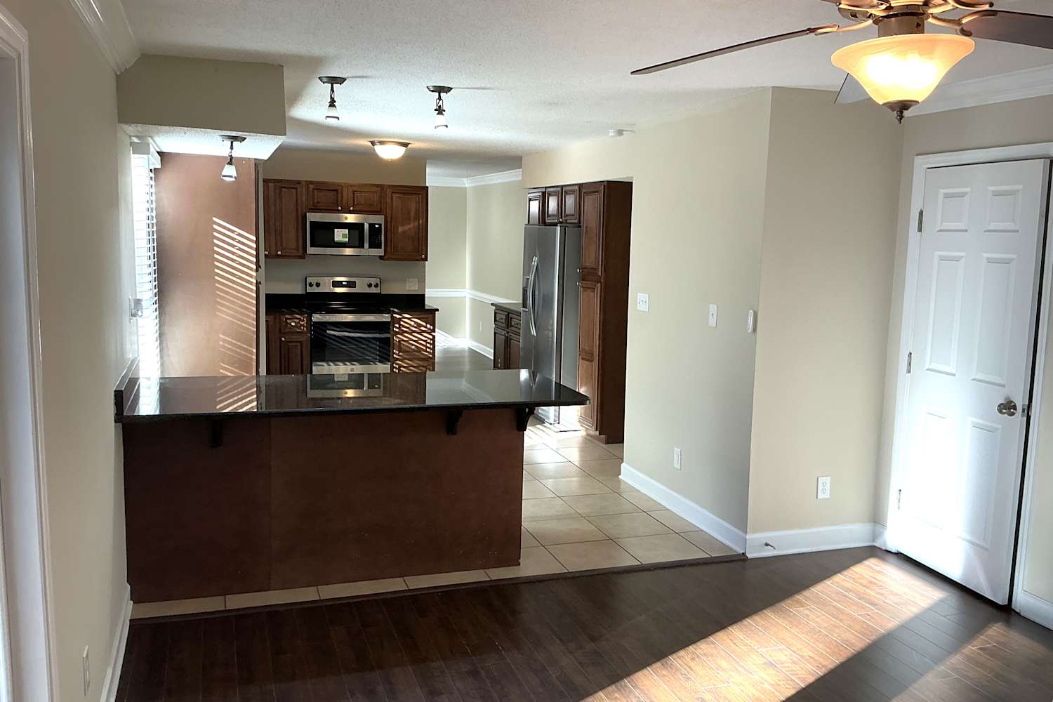 2 Acorn Ct photo 3