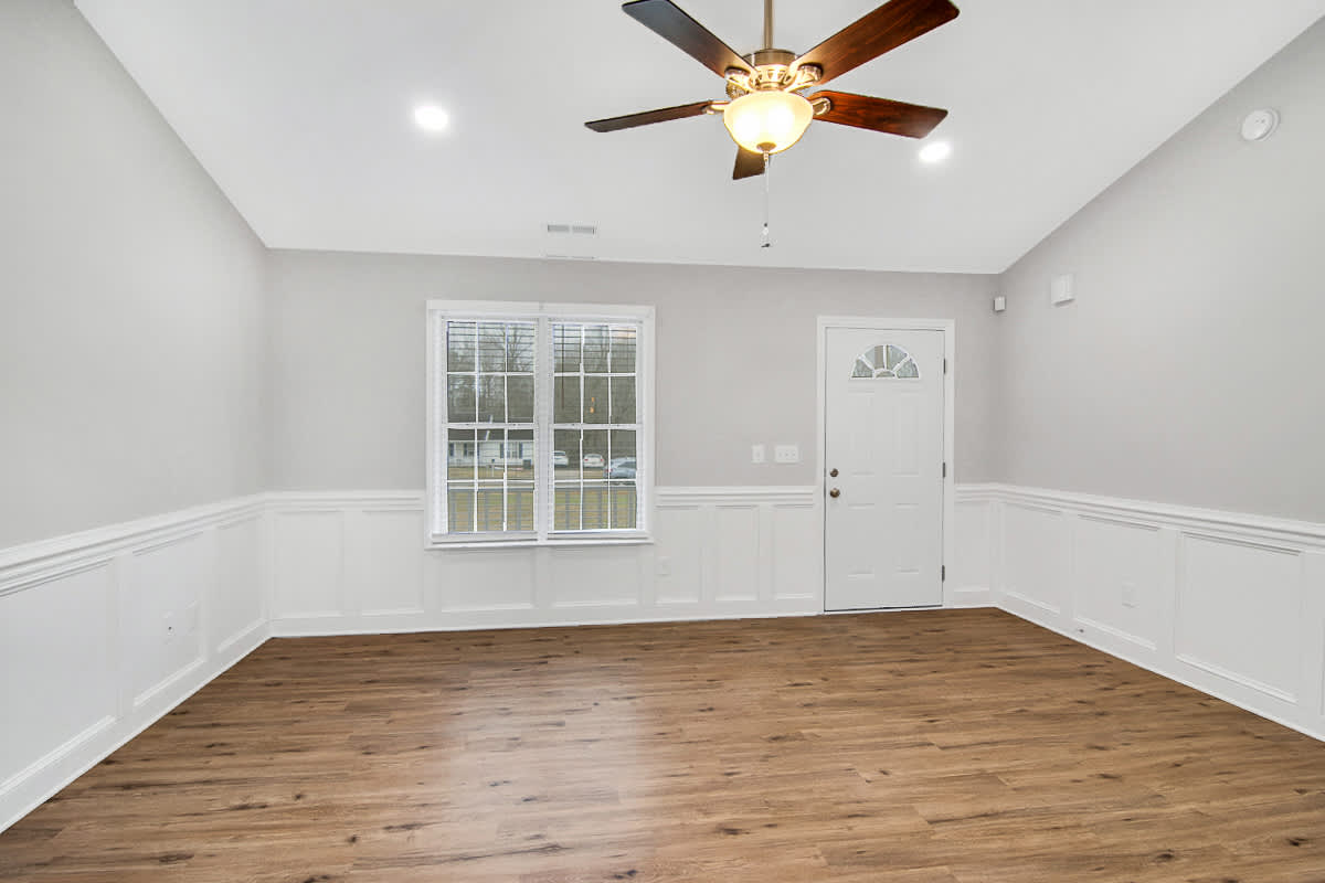 114 Hunter Ln photo 5
