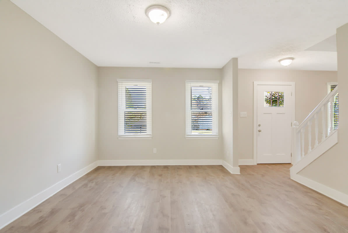 51 Enesco Cir photo 4