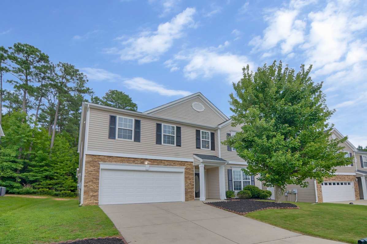 2349 Lazy River Dr photo 3