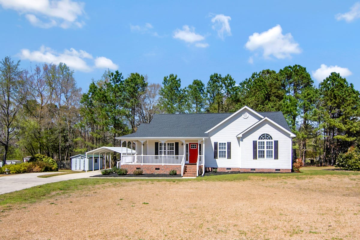 200 Alice Dr photo 2