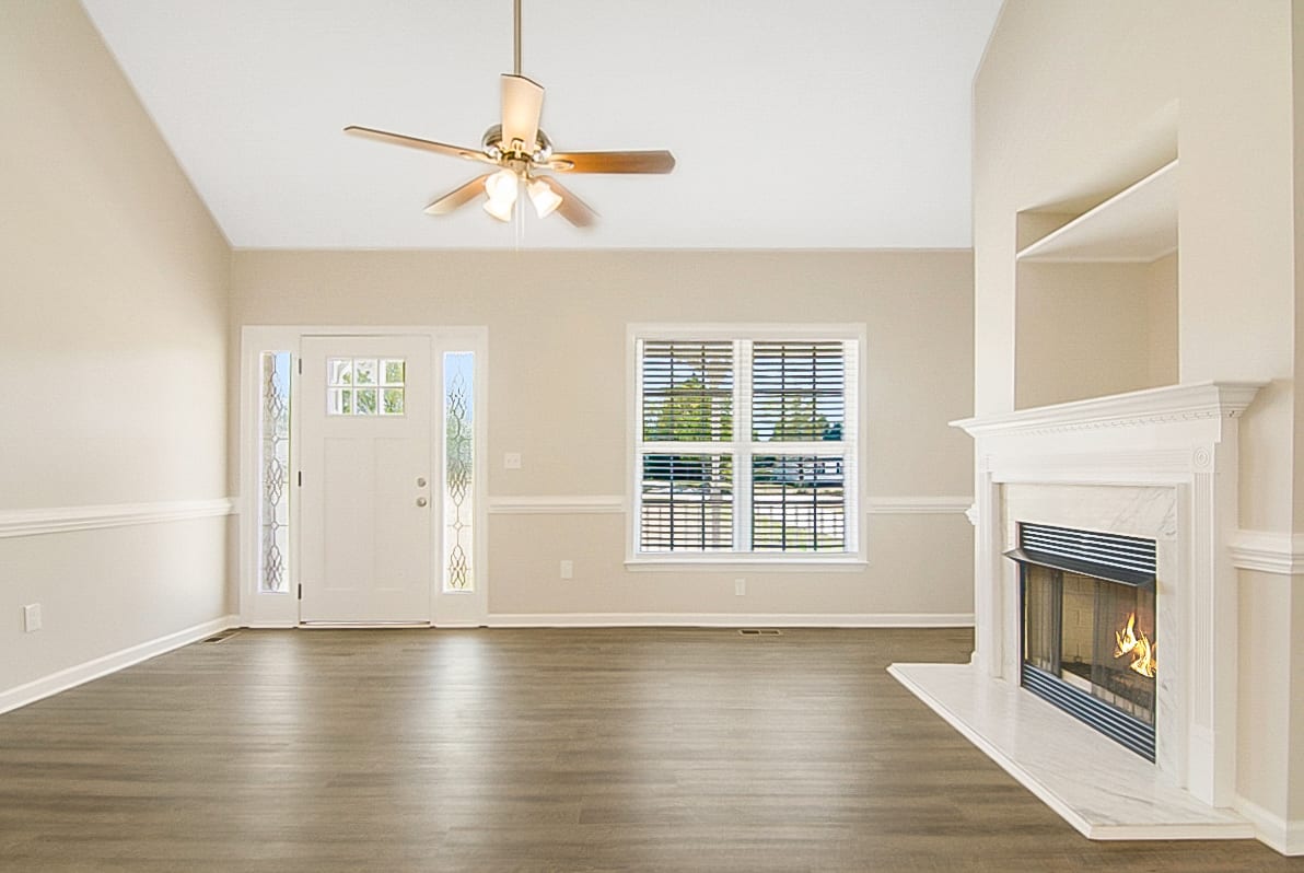 200 Alice Dr photo 4