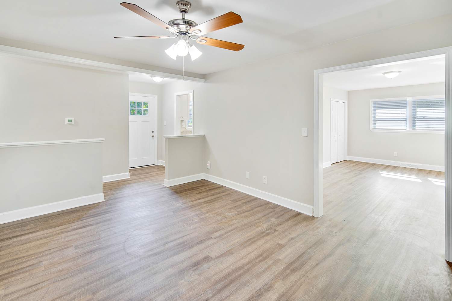 5009 Brooktree Dr photo 4