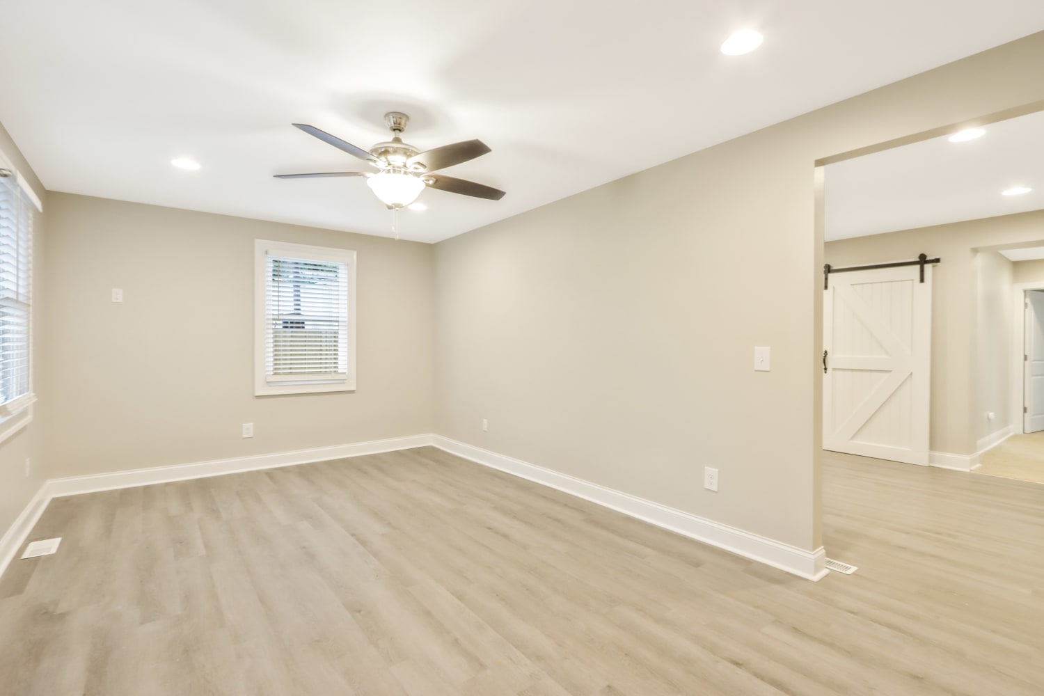 1625 Finchley Dr photo 5