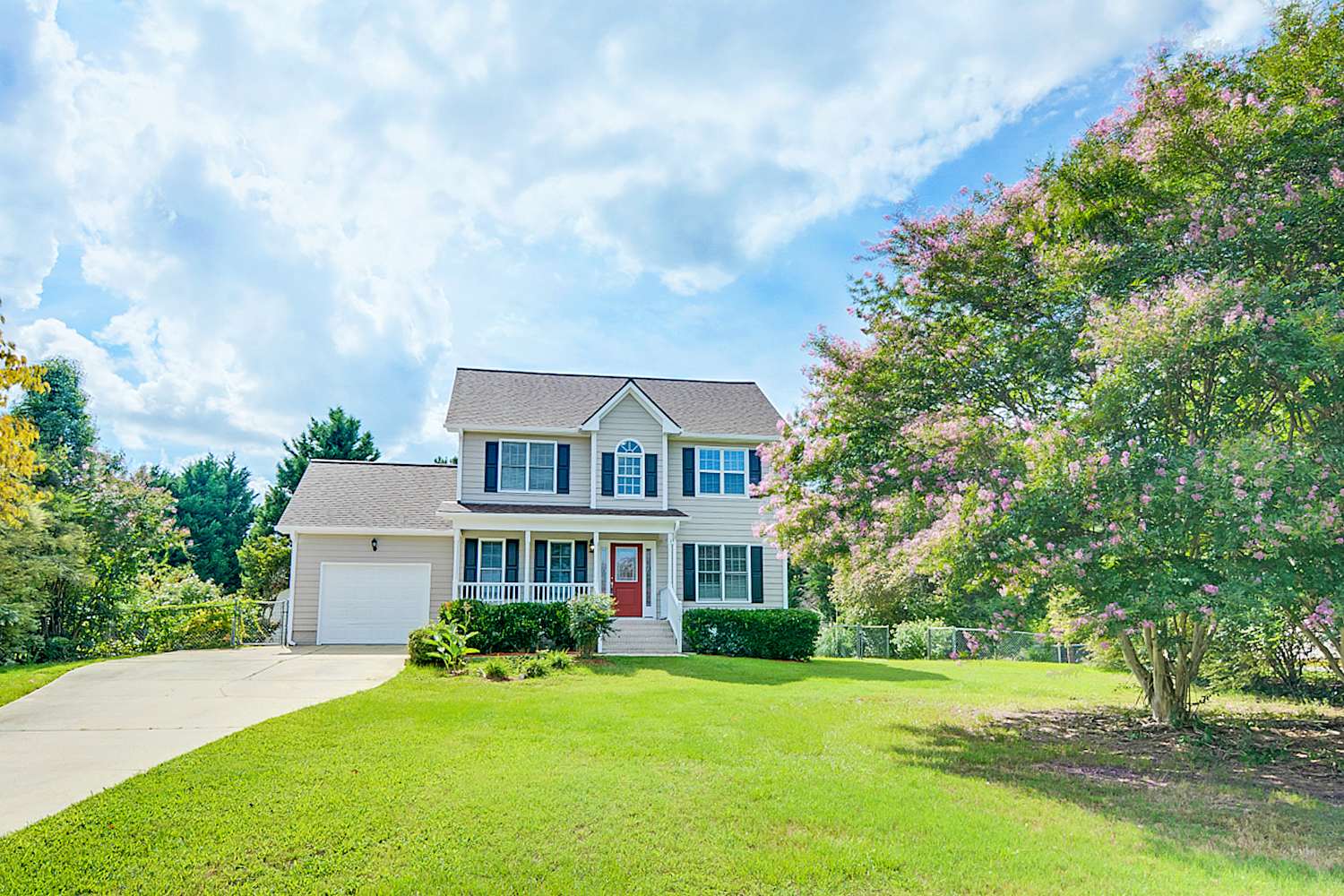 109 Woodsorrell Ct photo 3