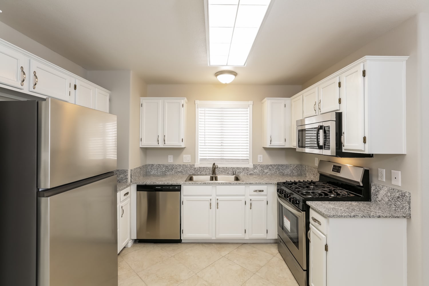 9173 Sparklewood Court photo 5