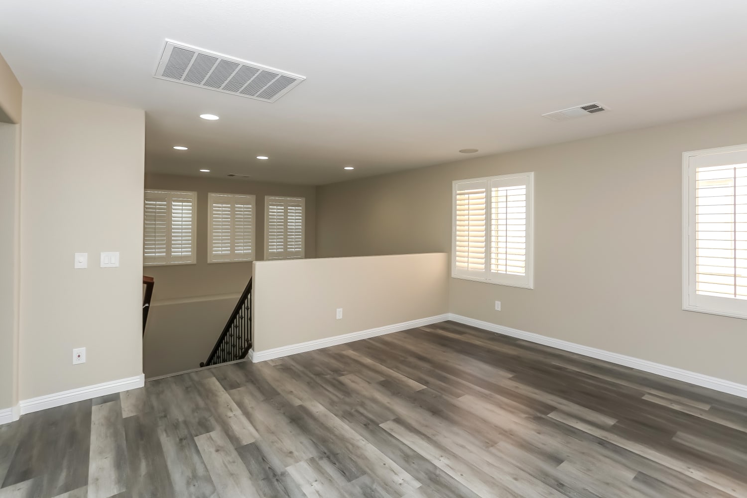 8008 San Mateo Street photo 5