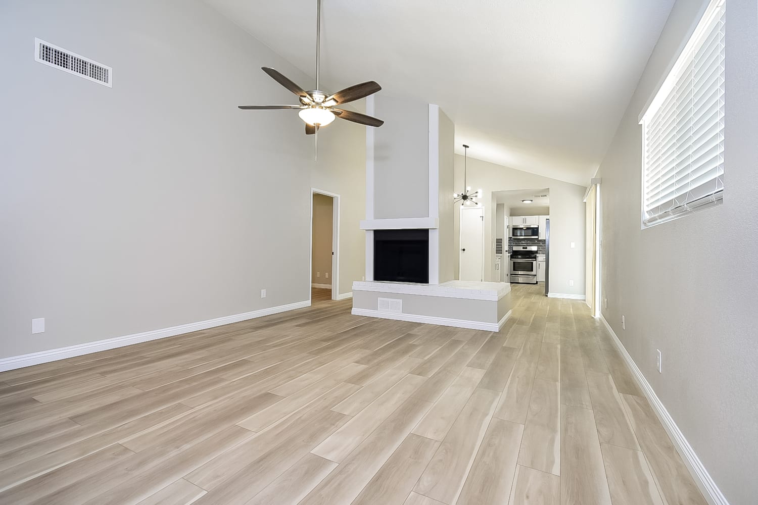 4112 Broadriver Drive photo 3