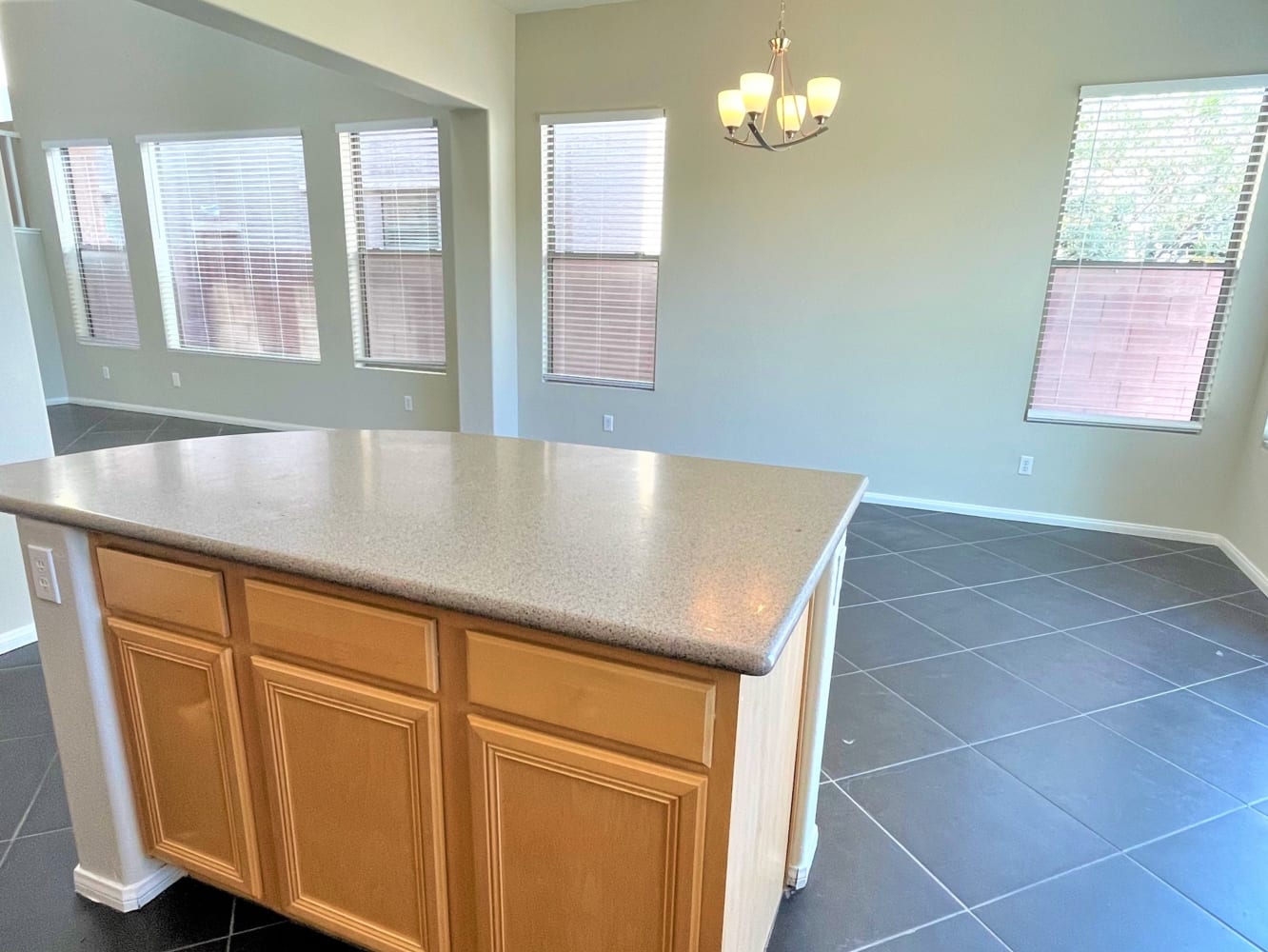 10463 Foggy Glen Avenue photo 4