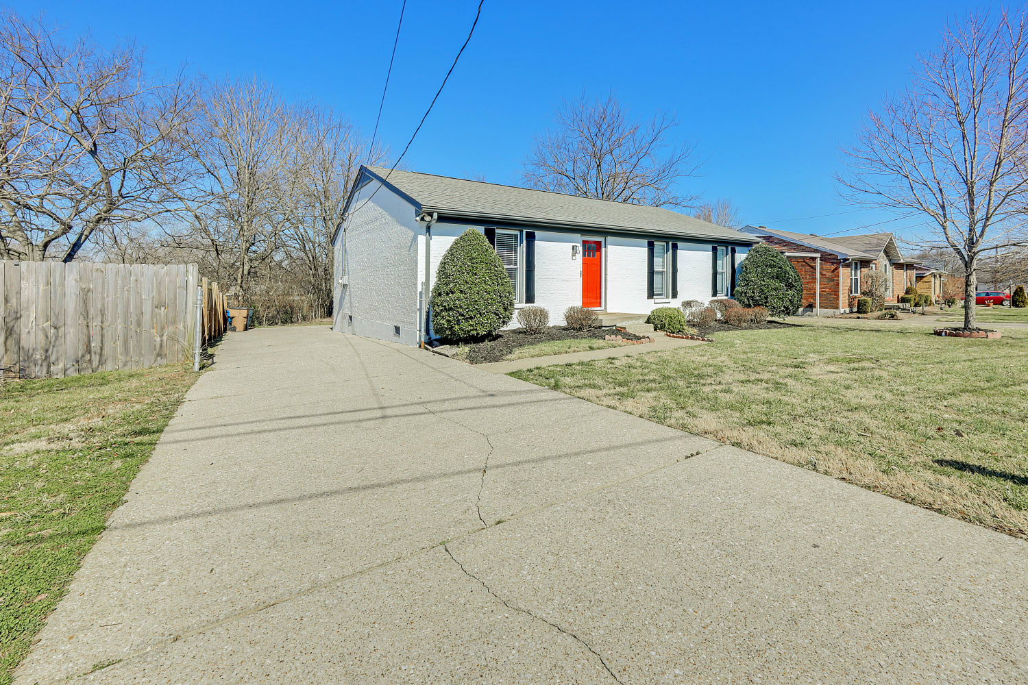 5104 Parishwood Ct photo 3