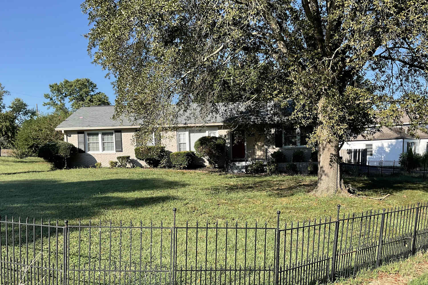 513 American Rd photo 2