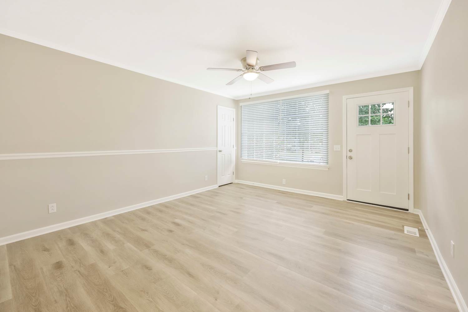 111 Curtiswood Dr photo 4