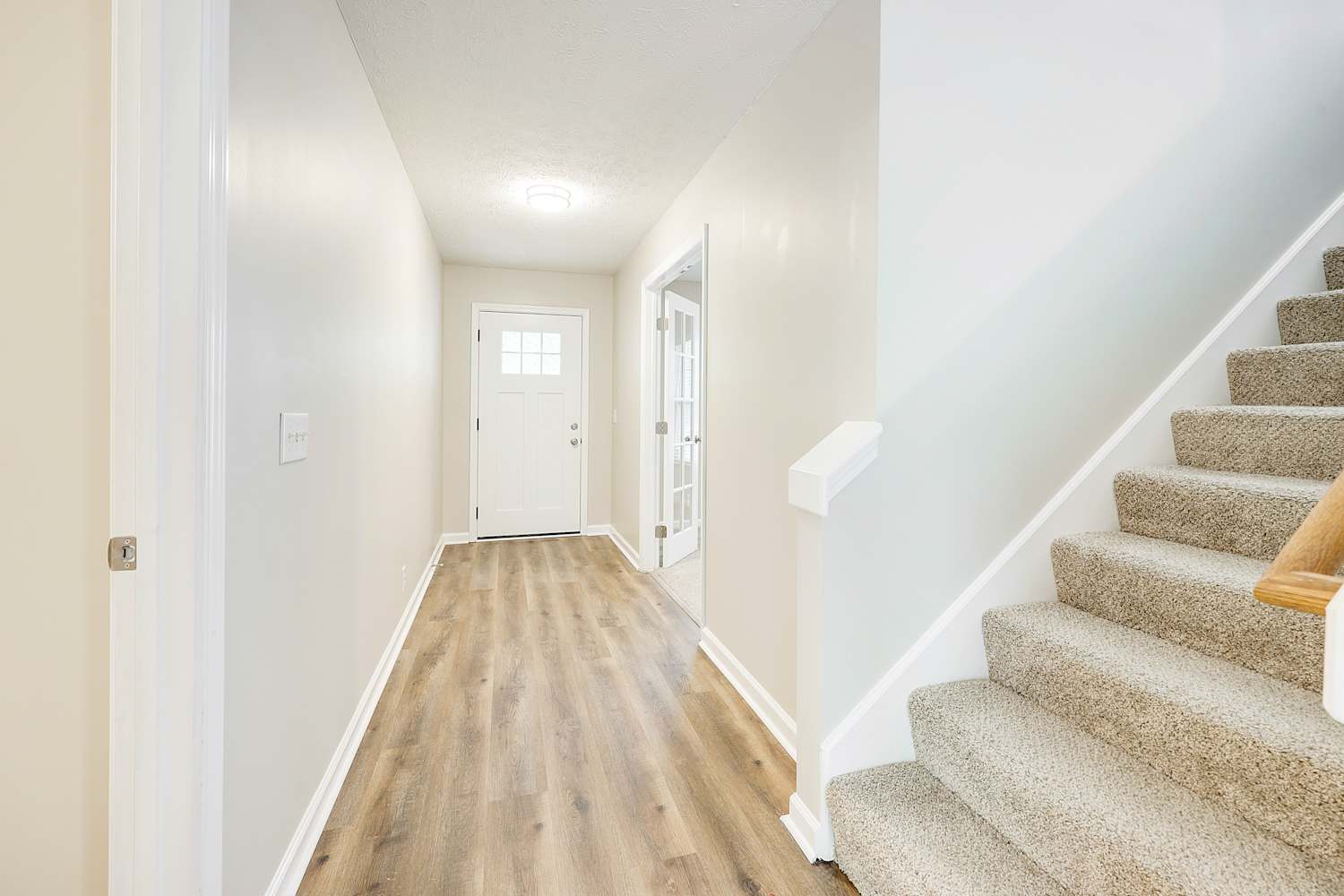 145 Saddle Dr photo 2