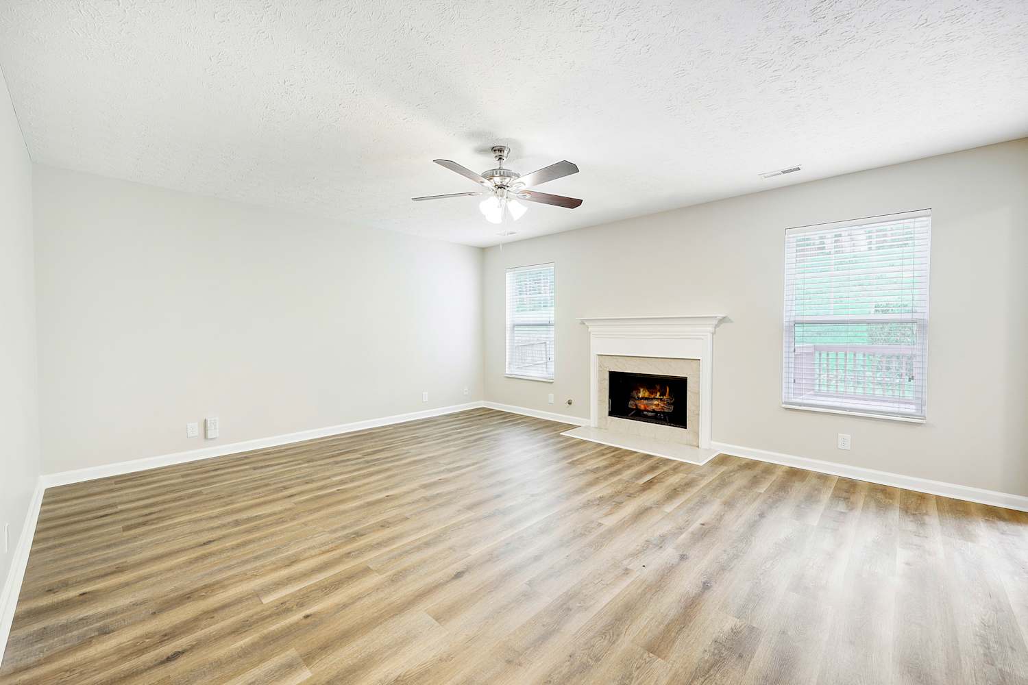 145 Saddle Dr photo 4