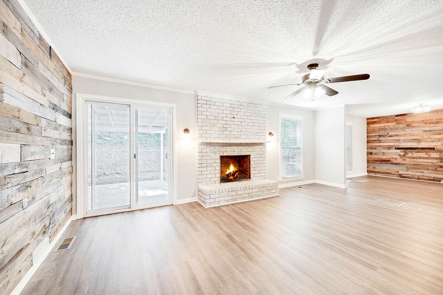 539 Glen Echo Dr photo 3