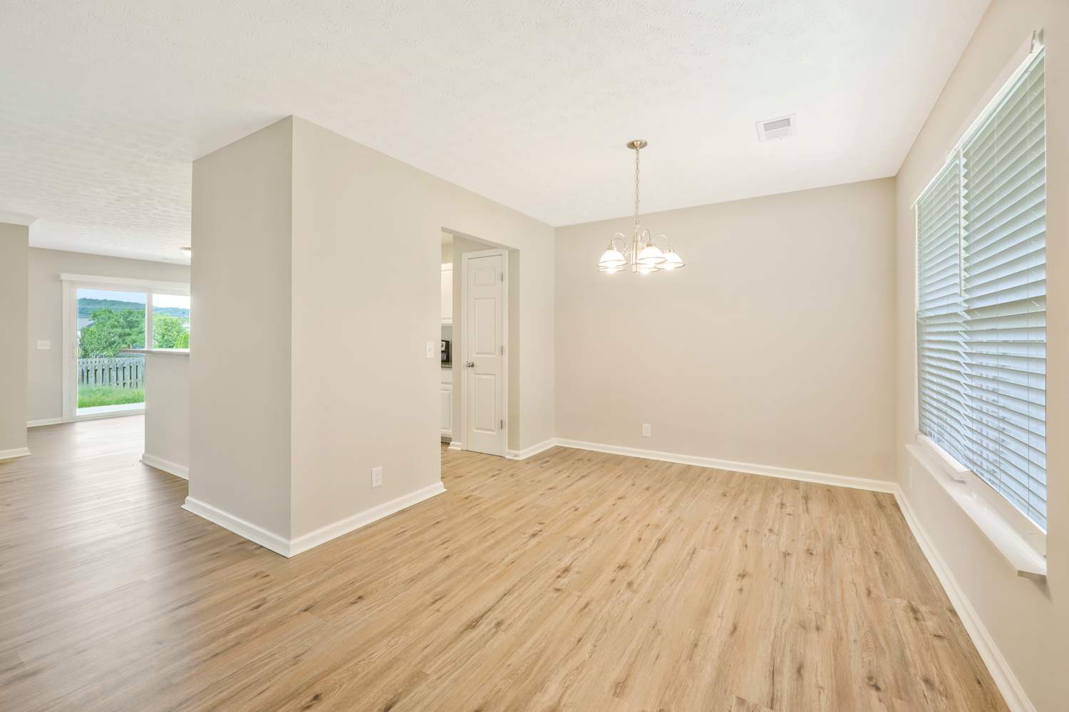 8212 Boone Trce photo 5