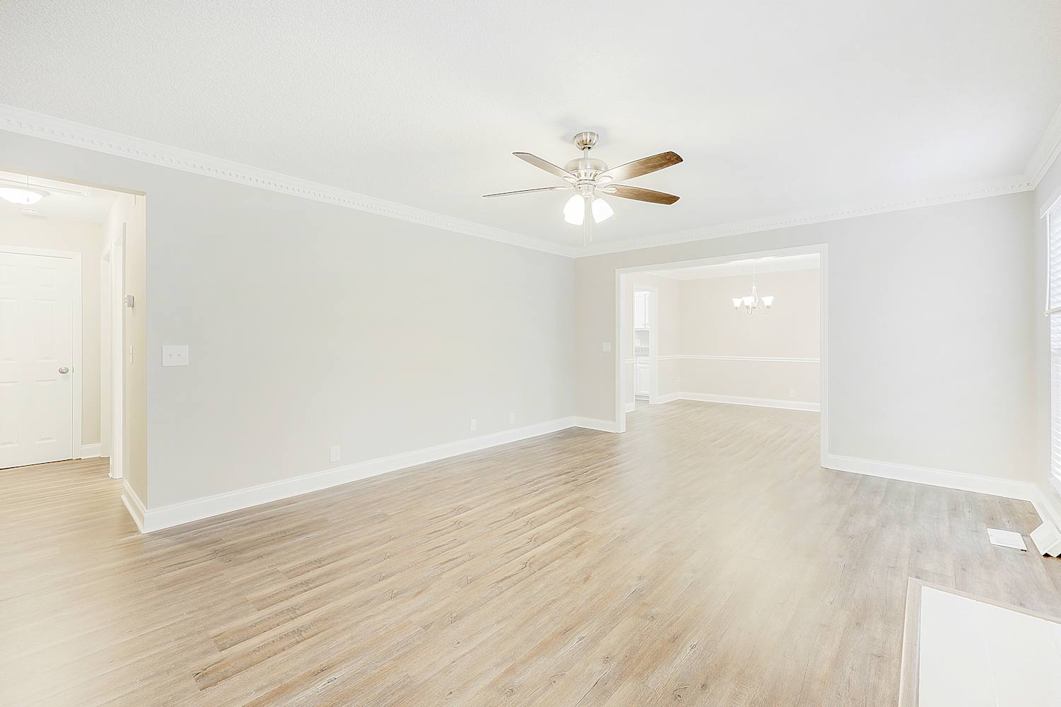 103 Heathcote Ct photo 5