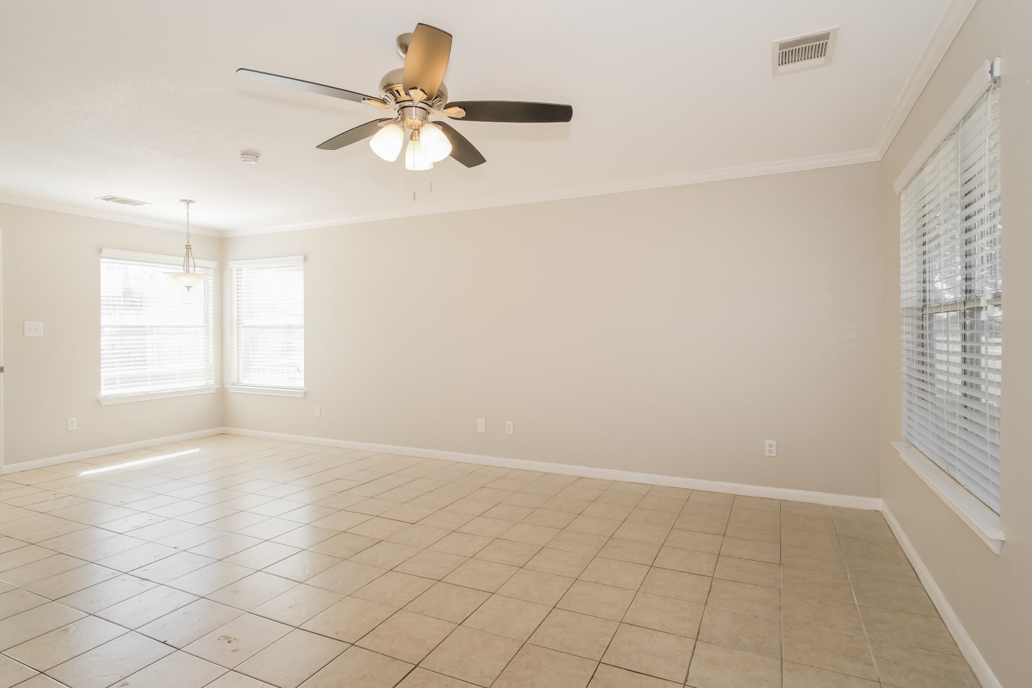 2023 Nevada Street photo 4