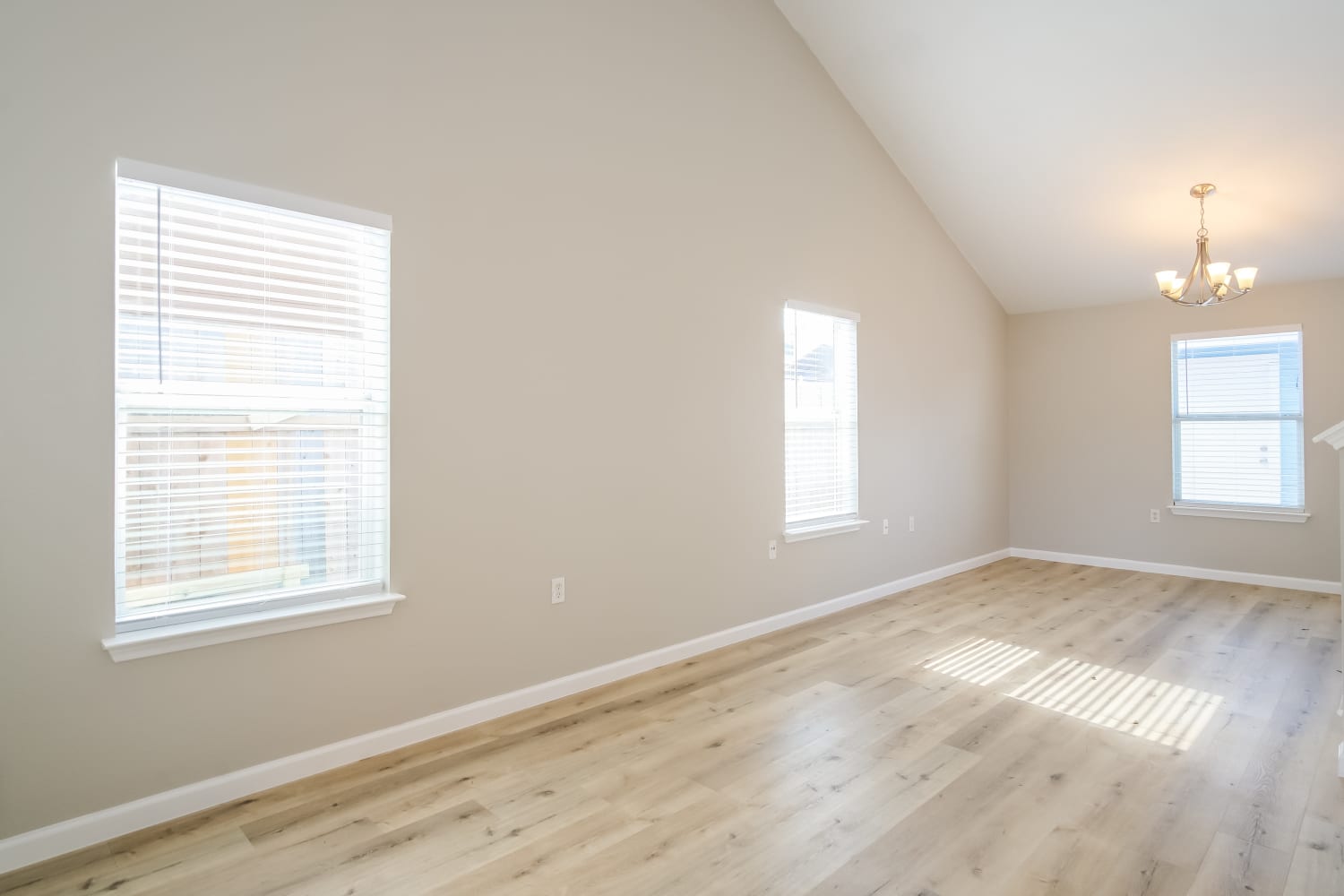 17801 Powder Creek Drive photo 3