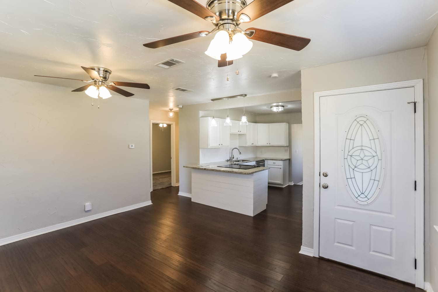 4405 Wellesley photo 5