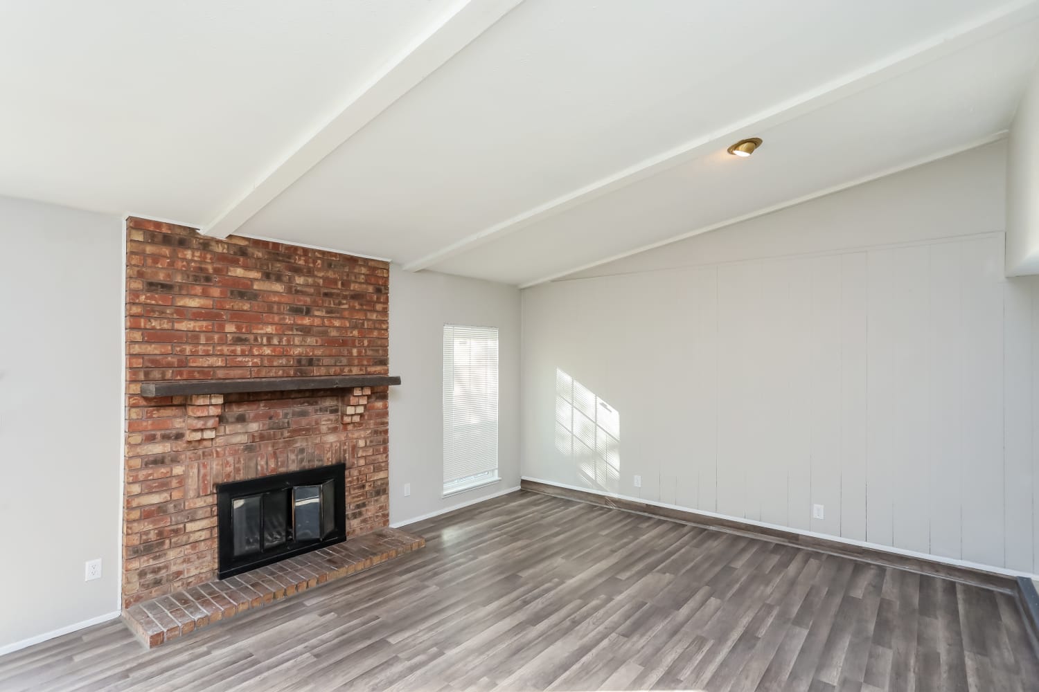 553 Shadowcrest Lane, Coppell, TX 75019 photo 4