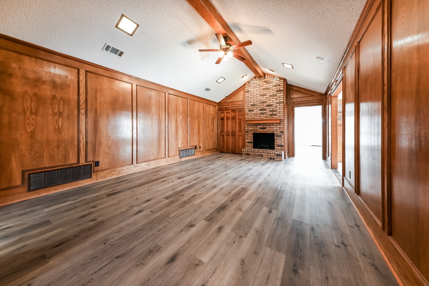 1806 Seabrook photo 2